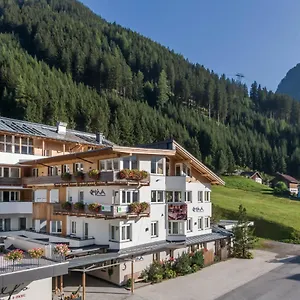 Gradiva Apartment
